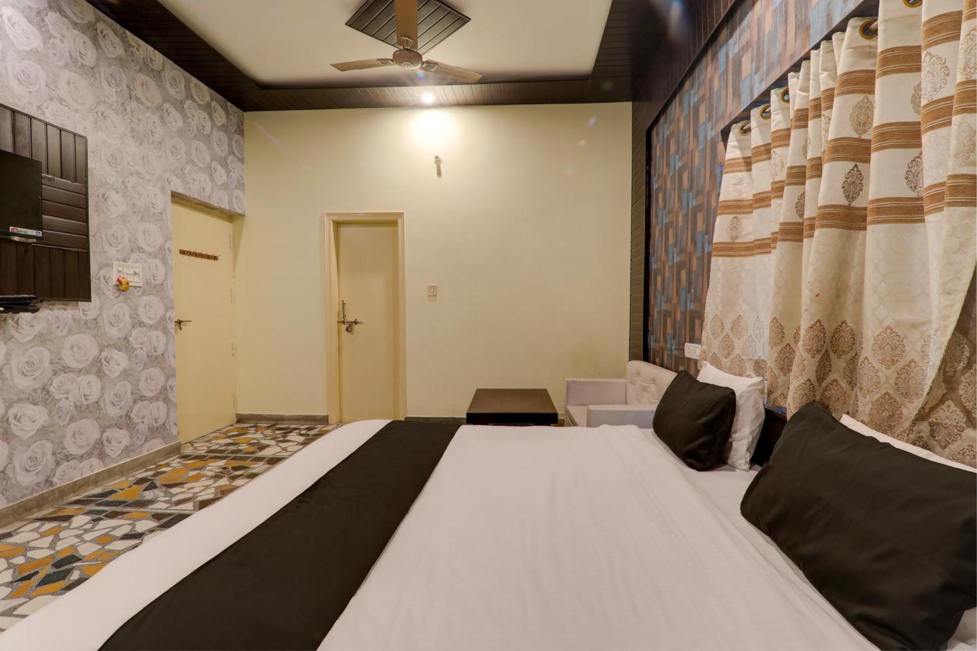 Hotel O Flagship Adbhut Moment Hotel Varanasi Eksteriør bilde