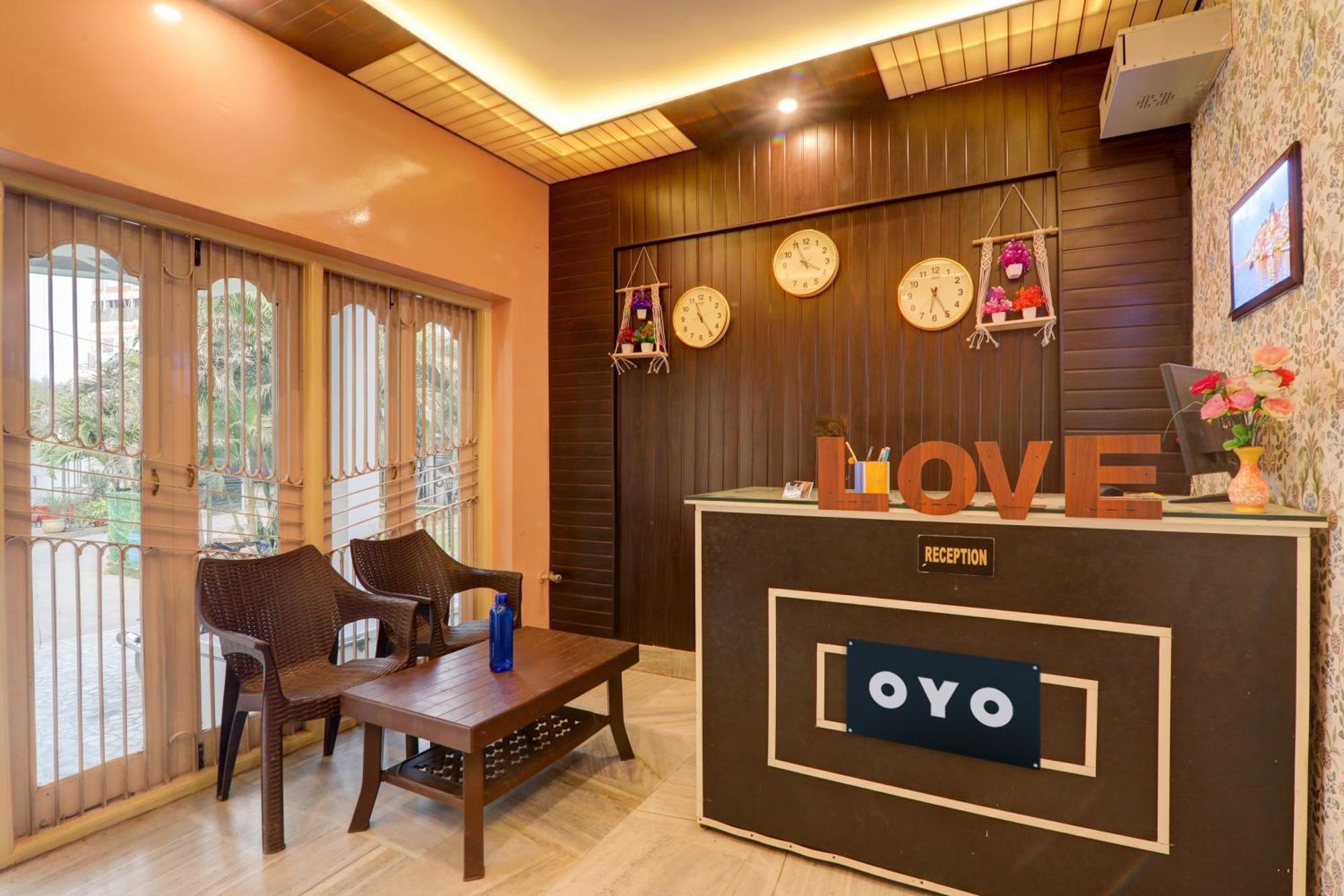 Hotel O Flagship Adbhut Moment Hotel Varanasi Eksteriør bilde