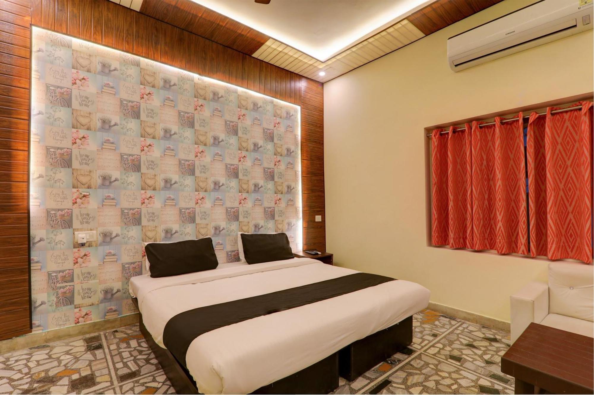 Hotel O Flagship Adbhut Moment Hotel Varanasi Eksteriør bilde